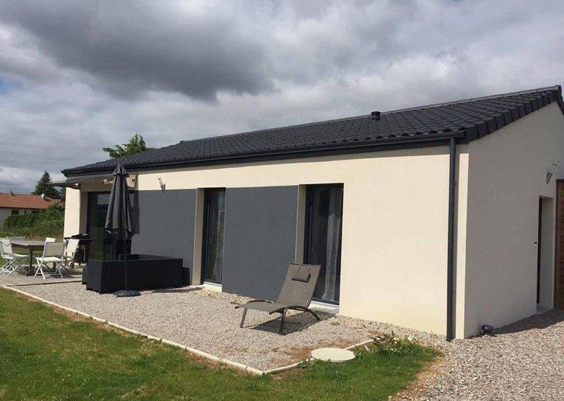 Maison neuve à Entraigues