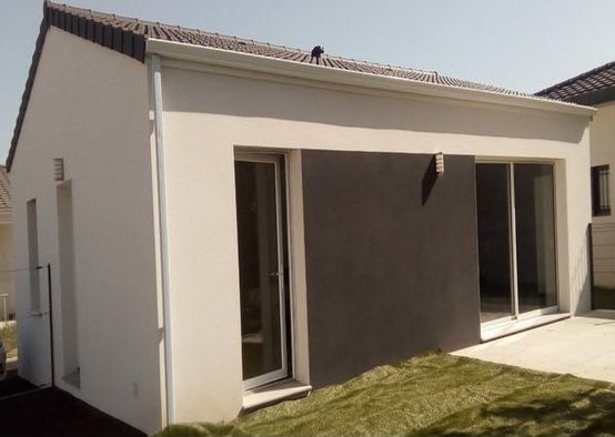 Maison bioclimatique à Ennezat