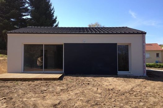 Maison neuve à Beguey