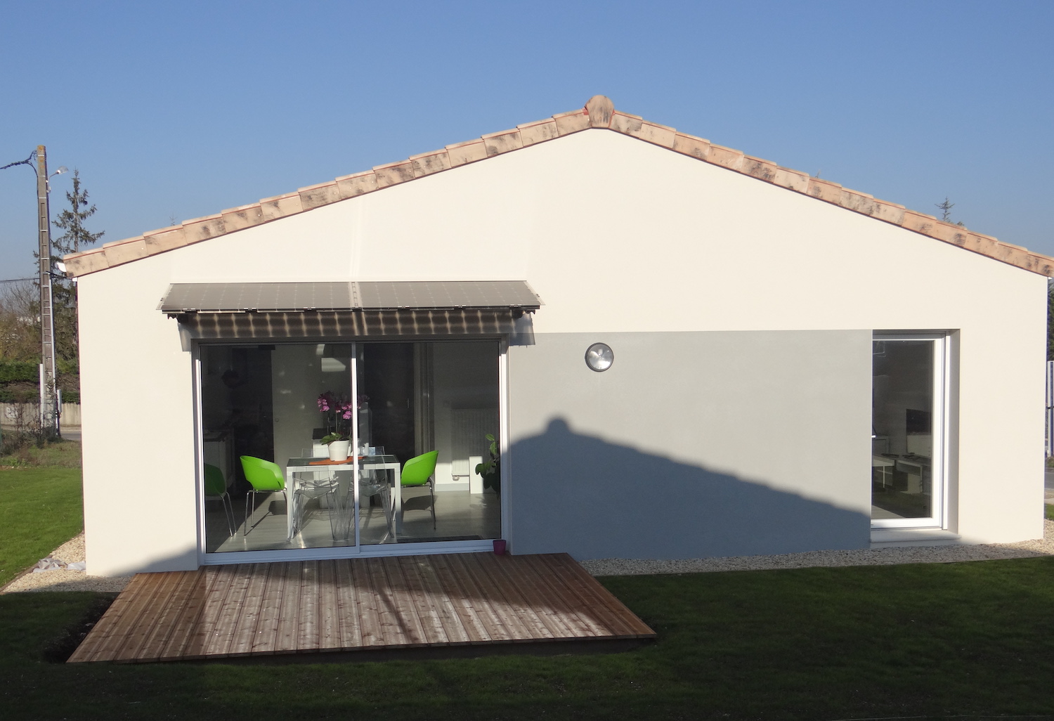 Maison bioclimatique à Valaurie